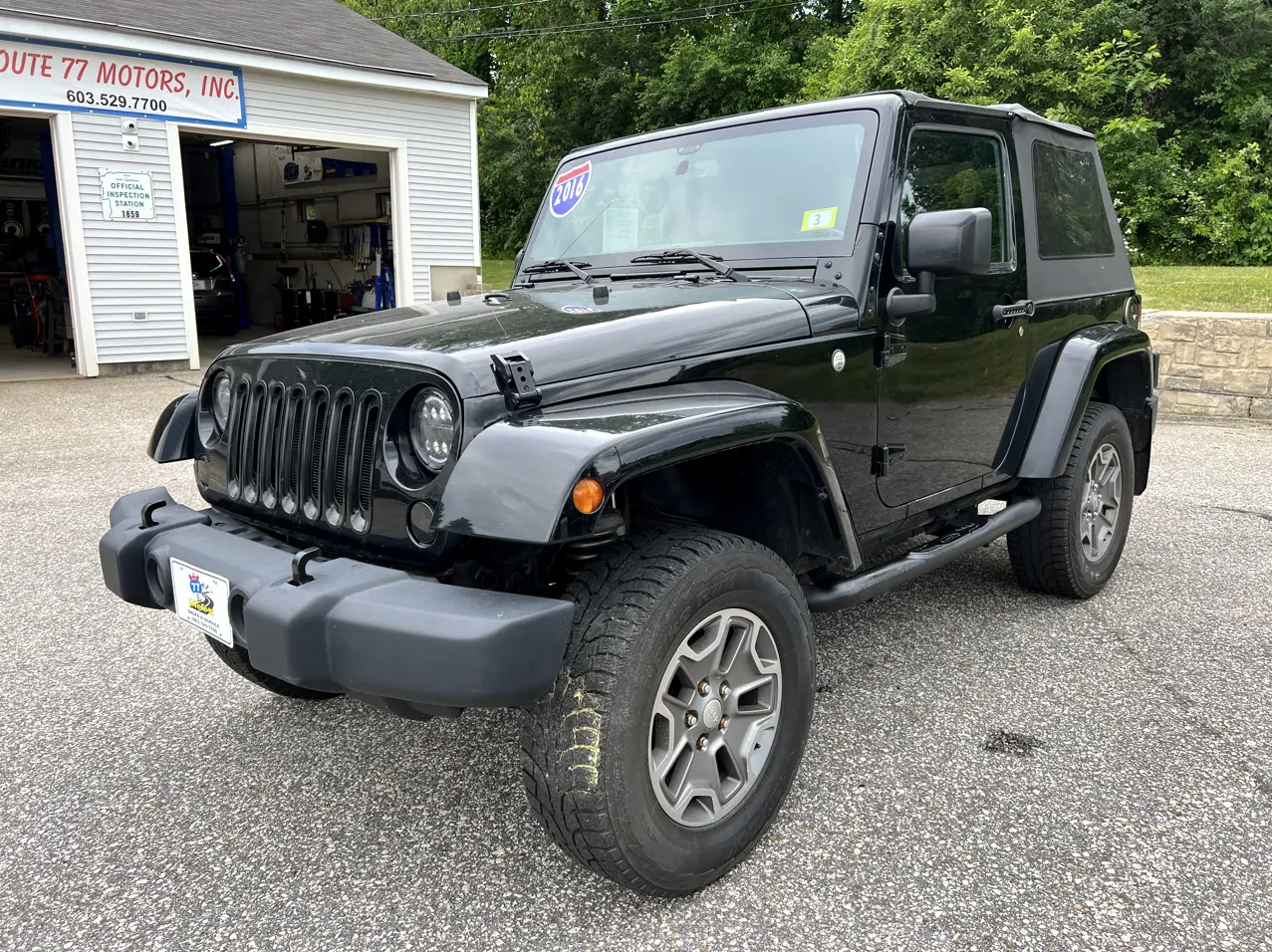 Jeep Lovers Rejoice: Find Your Preowned Gem in Our Inventory!